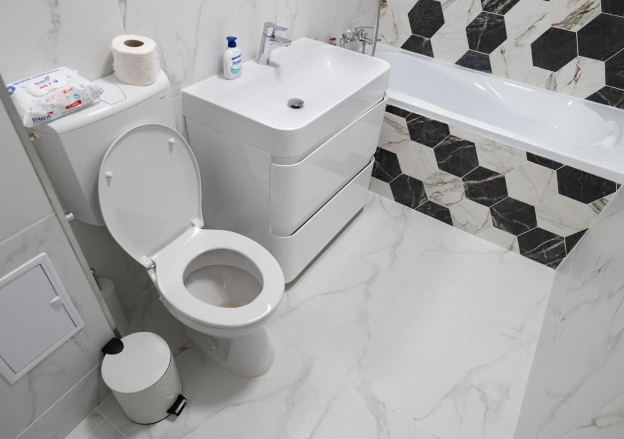 Garsoniera Lux Tineretului Apartment Bukares Bagian luar foto