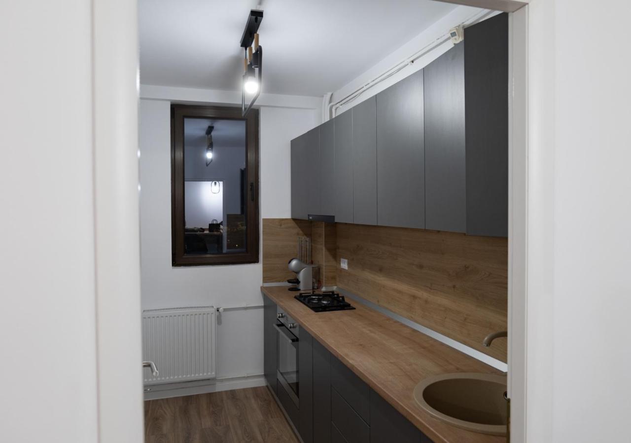 Garsoniera Lux Tineretului Apartment Bukares Bagian luar foto